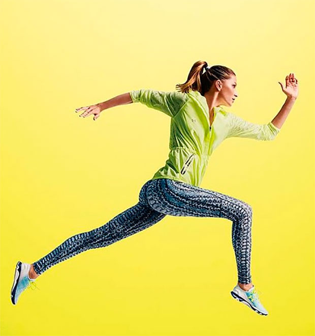 Gisele Bündchen mostra elasticidade em campanha <i>fitness</i>