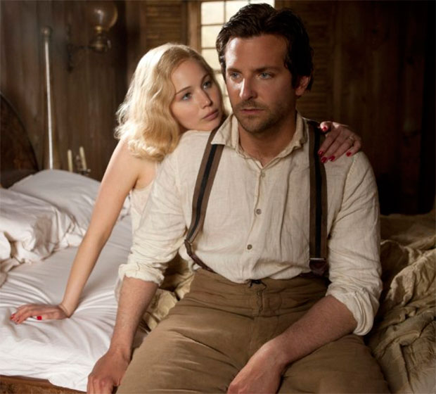 Jennifer Lawrence conta o segredo do bom relacionamento com Bradley Cooper: <i>Nada de sexo!</i>