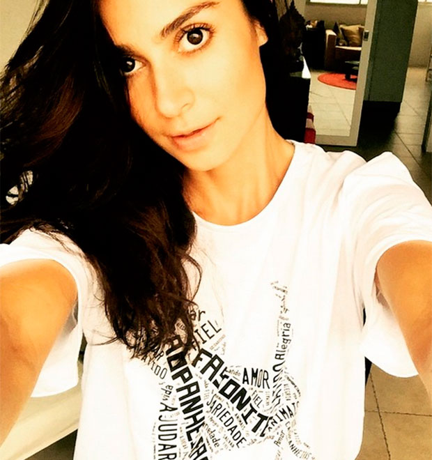 Thaila Ayala nega suposto <i>affair</i>: - <i> Isso é piração, estou solteríssima</i>