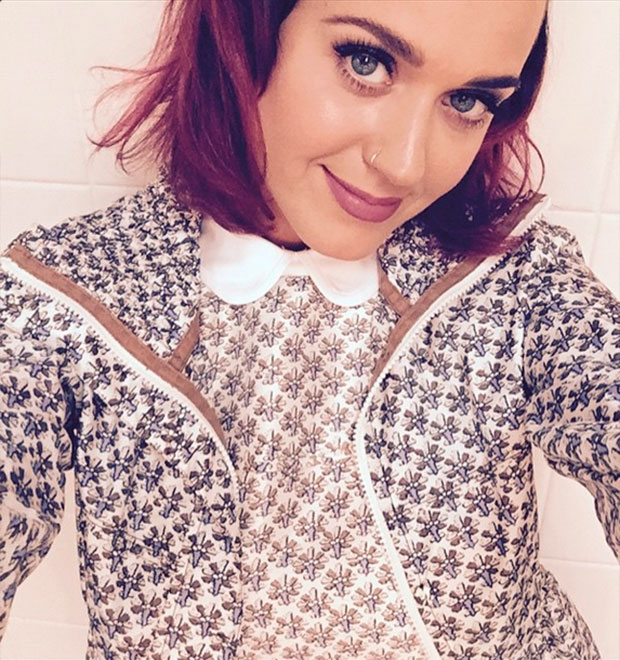 Katy Perry conta o que é preciso para sair com ela