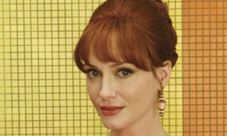 Christina Hendricks diz que <i>Mad Men</i> ajudou a transformar seu estilo