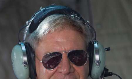 Após acidente, Harrison Ford narra documentário sobre aviões