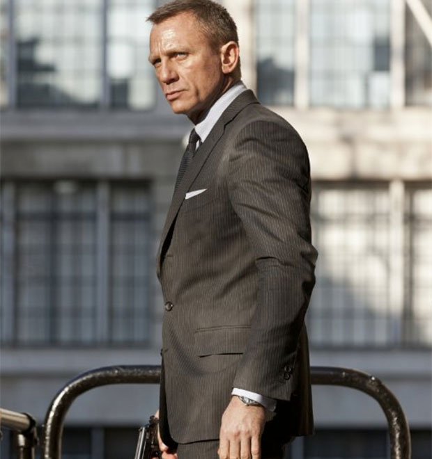 Daniel Craig compra mensagem de voz por mais de quatro mil e 500 reais, saiba mais