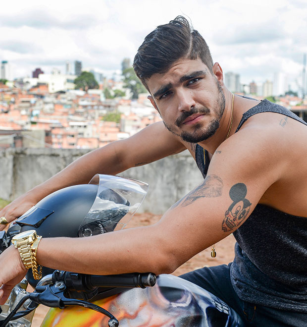 Caio Castro fala sobre viver chefão de morro: <i>Oportunidade de fazer algo diferente</i>