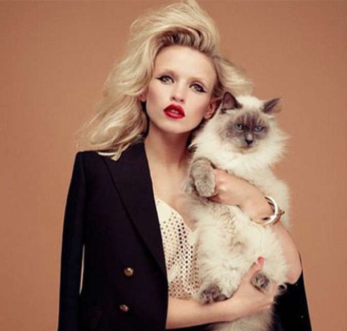 Anja Konstantinova também é uma exceção para os padrões de beleza nas passarelas. A modelo russa foi um dos destaques da marca Ausländer, no Fashion Rio, em abril de 2013, devido à sua altura: um metro e 63 centímetros. 