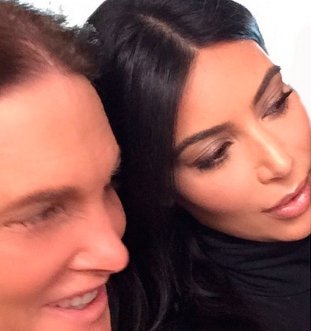 Kim Kardashian admite que há uma <i>terapia familiar</i> para lidar com nova fase de Bruce Jenner