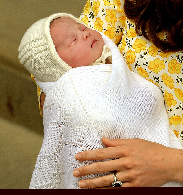 Manta usada pela filha de Kate Middleton e Príncipe William esgota