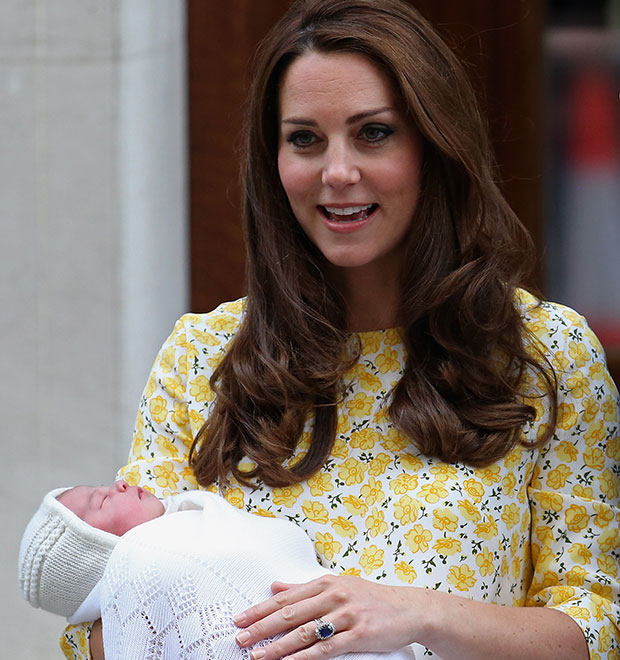 Pippa Middleton presenteia a irmã, Kate, após nascimento de Charlotte, confira!