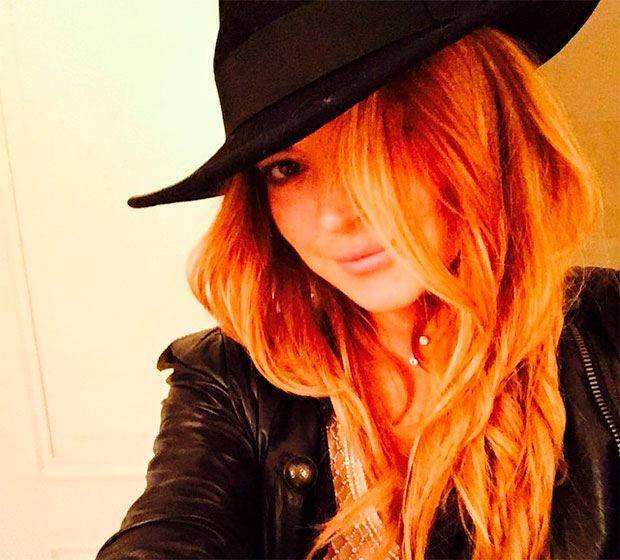 Lindsay Lohan completa suas horas de serviço comunitário