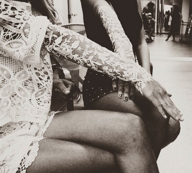 Taylor Swift usa seus contatos e consegue vestido de noiva de estilista famoso