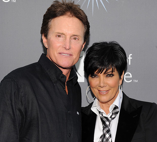 Kris Jenner troca farpas com o ex-marido, agora Caitlyn Jenner, e nega suas revelações