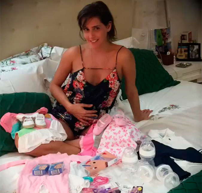 Filha de Deborah Secco vai ter um guarda-roupa de dar inveja