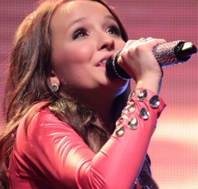 Quem é fã já sabe: Larissa adora cantar! Mas além de hits como Beijo, beijinho, beijão, ela também usa a música em seus trabalhos na TV, no cinema e no teatro. Larissa já participou de musicais como A Noviça Rebelde e Gypsy, além de ter arrasado no palco dos Meus Prêmios Nick 2017, quando foi apresentadora e soltou a voz.