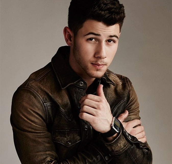 Nick Jonas salva evento após desistência de <i>rapper</i>