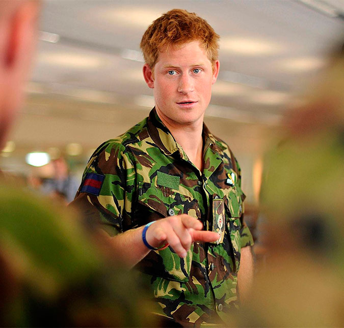 Após mais de dez anos, Príncipe Harry deixa o Serviço Militar Britânico