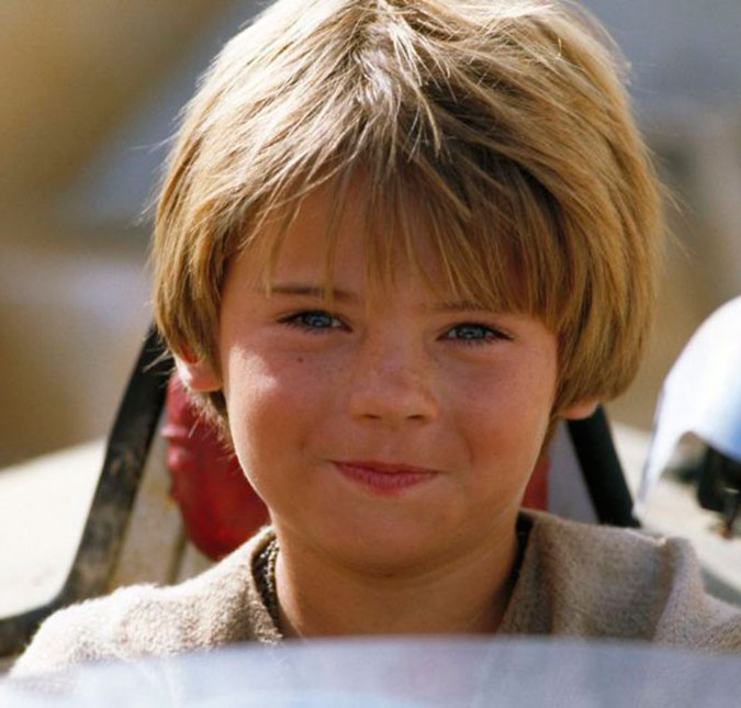 Ator que viveu Anakin Skywalker em <i>Star Wars</i> continua preso nos Estados Unidos. Saiba mais!