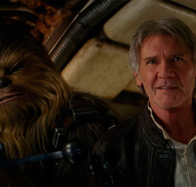 Ah, e sabia que Harrison Ford poderia ter sido Alan Grant no longa? O papel foi oferecido ao ator, mas ele recusou porque achava que o personagem não era para ele. Depois que viu o filme, ele acabou confirmando essa suspeita. Mas tudo bem, até porque, ele é astro de outras franquias famosas, como Star Wars, Indiana Jones...