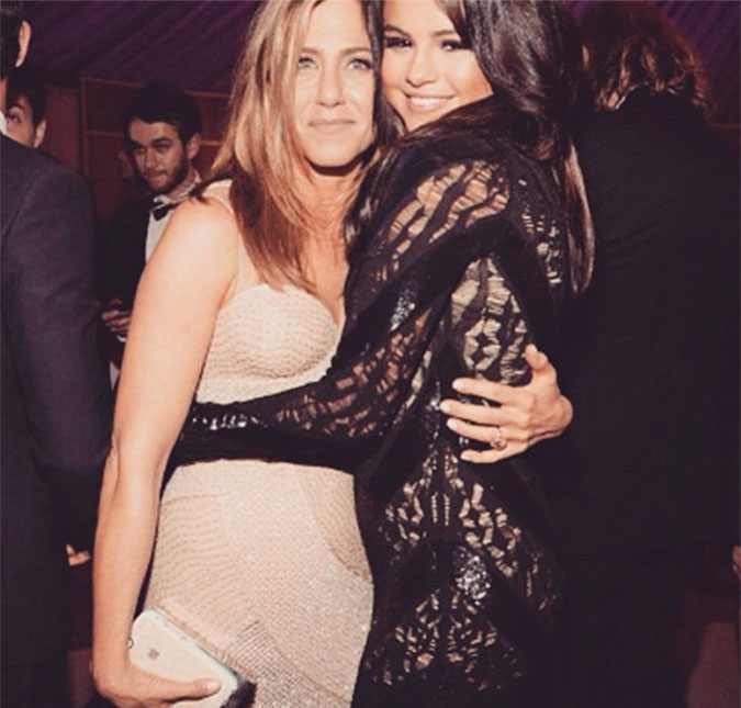 Selena Gomez ganha conselhos maternais da eterna Rachel de <I>Friends</i>