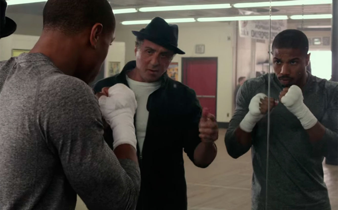 Sylvester Stallone volta a interpretar Rocky Balboa nos cinemas, mas dessa vez como treinador. Veja!