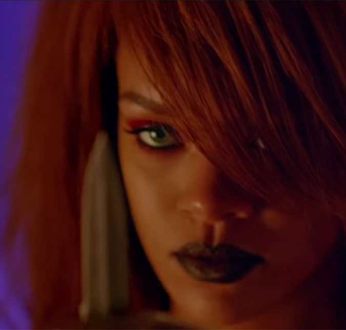 Nunca deva dinheiro à Rihanna. Entenda o porquê assistindo ao seu novo clipe!