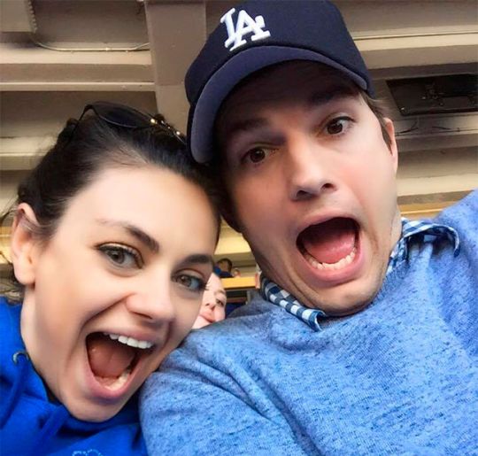 Ashton Kutcher quer trocar todas as fraldas da filha, entenda