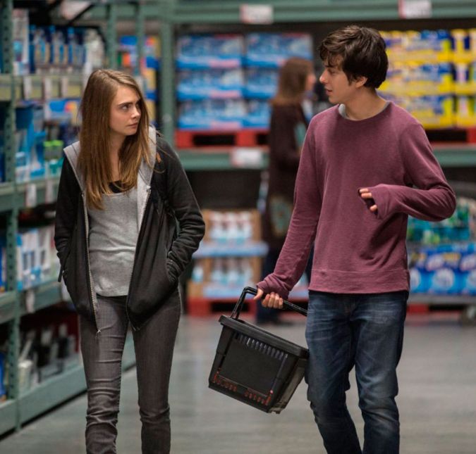 Outra obra de John Grenn adaptada para as telonas foi Cidades de Papel, que conta a aventura de Quentin e Margo. O longa foi estrelado por Cara Delevingne, e também conquistou os espectadores com a busca infindável de Quentin pela amiga de infância.