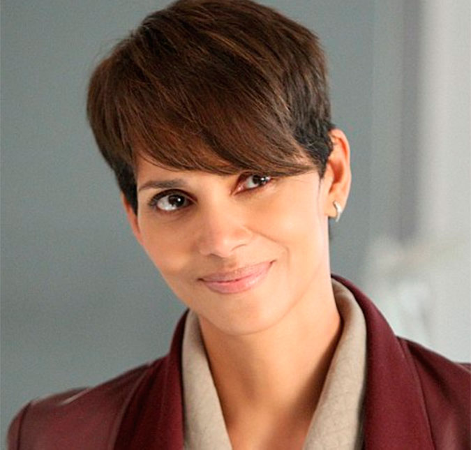 Halle Berry não está se divorciando... Ela só perdeu a aliança de casamento!