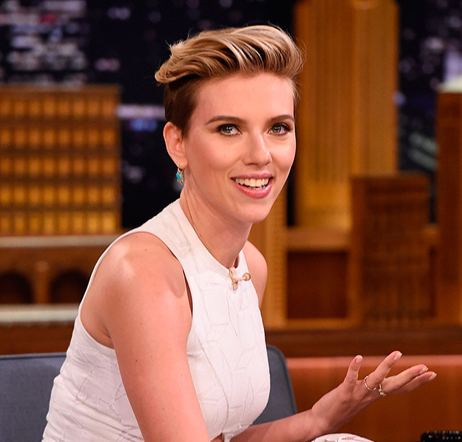 Filha de Scarlett Johansson prefere voz da mãe à canções de ninar