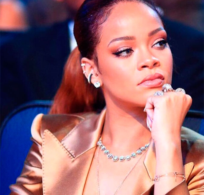 Rihanna se junta ao time do <i>The Voice</i>, saiba mais!