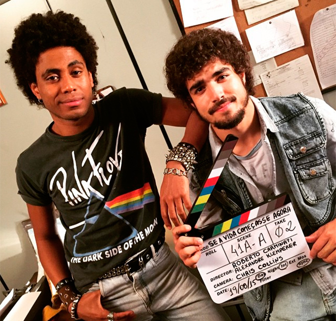 Caio Castro aparece com os cachos maiores para novo filme, veja!