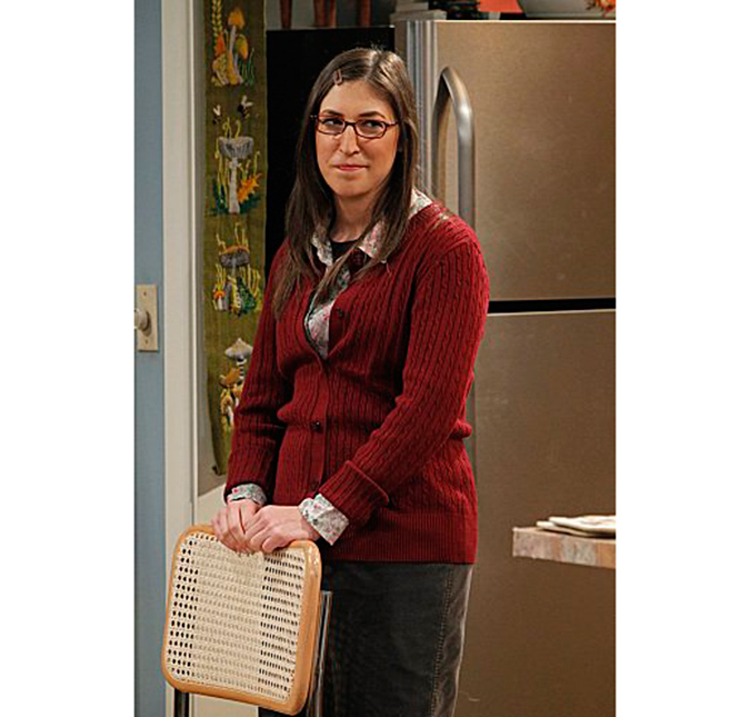 Mayim Bialik acredita que nunca será moda falar de religião em Hollywood