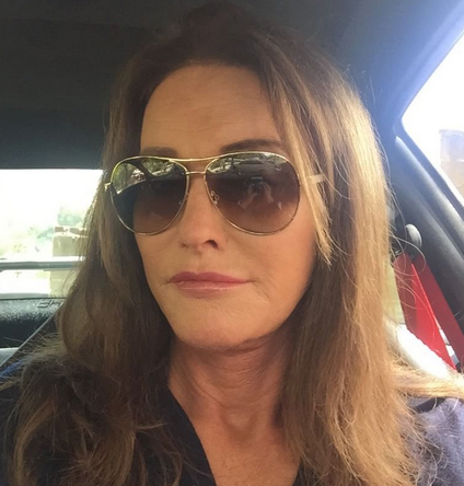 Caitlyn Jenner diz que está interessada em um <i>relacionamento normal</i>, e não em mais cirurgias