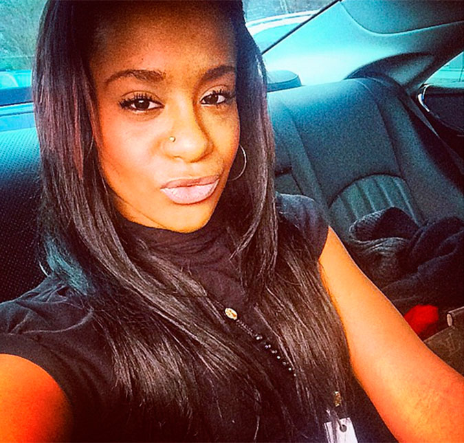 Ex-namorado de Bobbi Kristina Brown é ignorado em vídeo feito para o funeral dela
