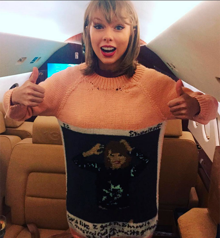 Fã de Taylor Swift faz casaco com a imagem da cantora