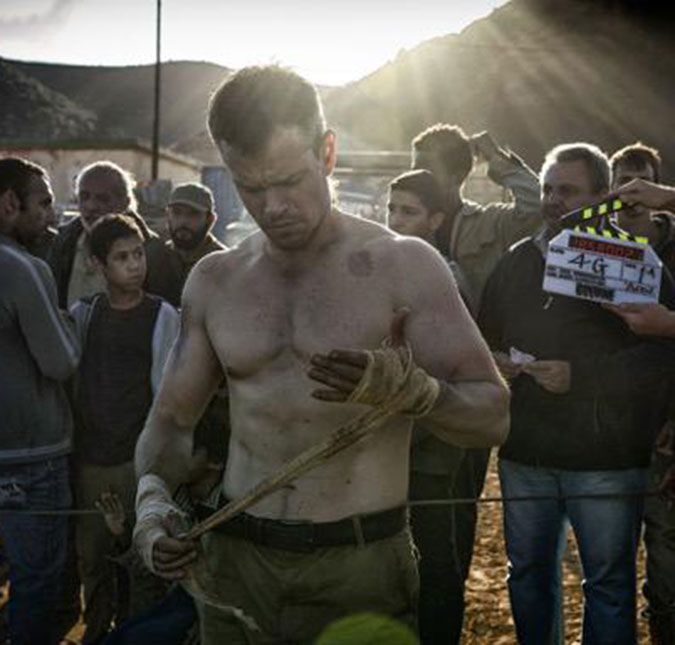Matt Damon mostra todo o seu físico no <i>set</i> de mais um filme de Jason Bourne!