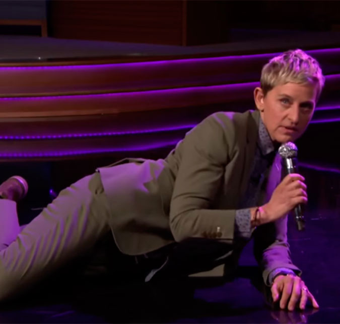 Ellen DeGeneres e Jimmy Fallon fazem bochechas de Justin Timberlake doerem de tanto rir!
