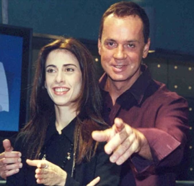 Teve muita mulher que se identificou com Vani reclamando que Ruy usava seu alicate para cortar as unhas e ainda as deixava no chão. A personagem fica furiosa quando pisa em uma das unhas do noivo e se machuca. Teve muita mulher que se identificou com Vani reclamando que Ruy usava seu alicate para cortar as unhas e ainda as deixava no chão. A personagem fica furiosa quando pisa em uma das unhas do noivo e se machuca.