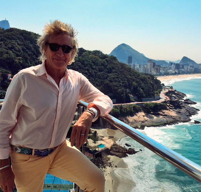 Rod Stewart chegou ao Brasil para o <i>Rock In Rio</i> e já está curtindo a paisagem