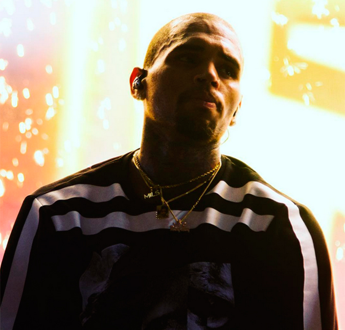 Chris Brown quer conscientizar jovens sobre violência doméstica