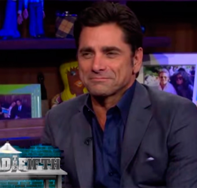 John Stamos diz o que acha da ex-namorada, Paula Abdul. Veja!