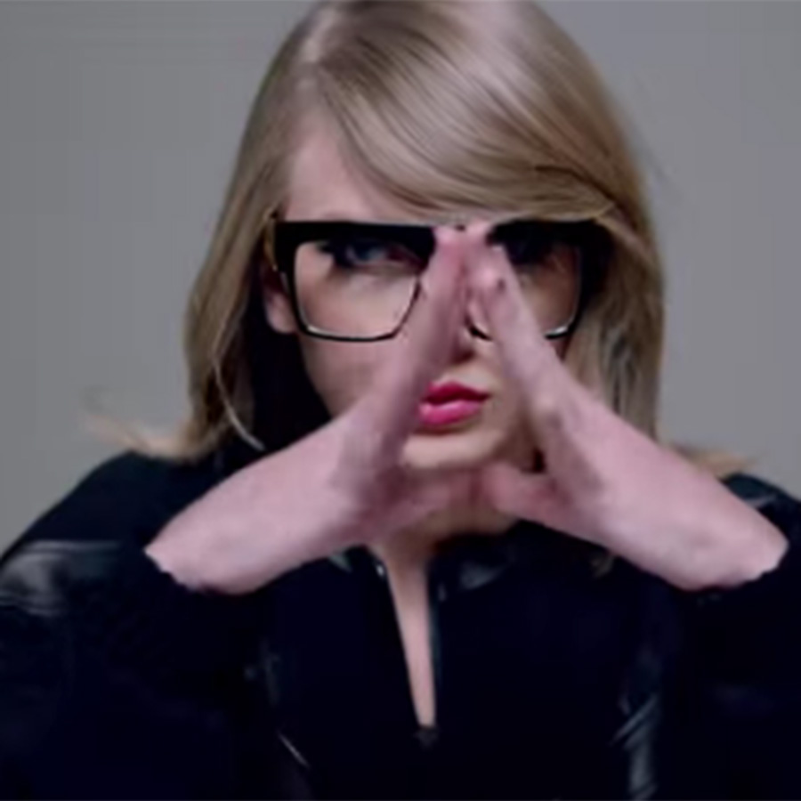 <i>Shake It Off</i>