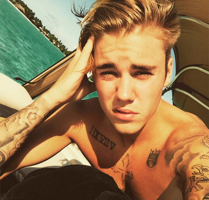 Justin Bieber até demorou, mas já está curtindo ter <i>nudes</i> na <i>web</i>!