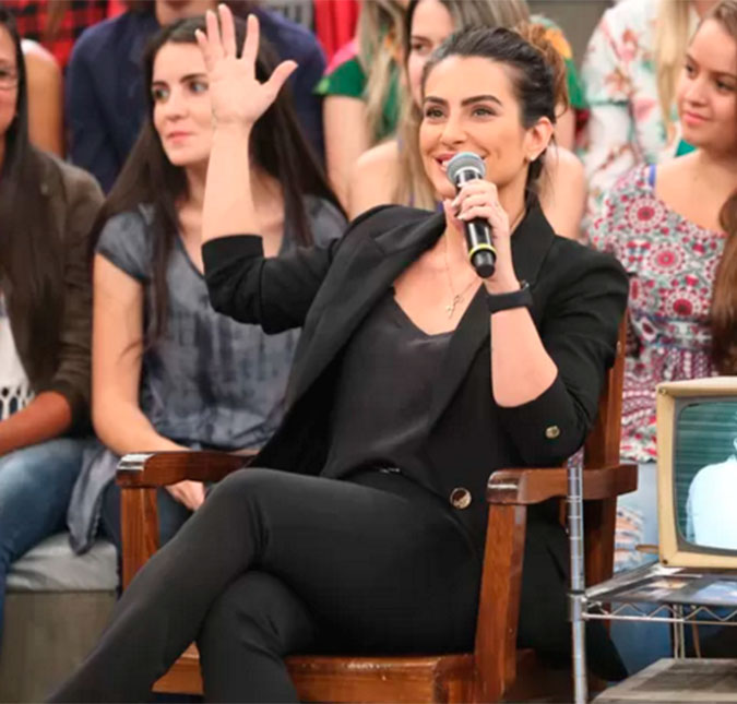 Cleo Pires revela que não era adepta aos holofotes: -<I> Não queria ser famosa</I>