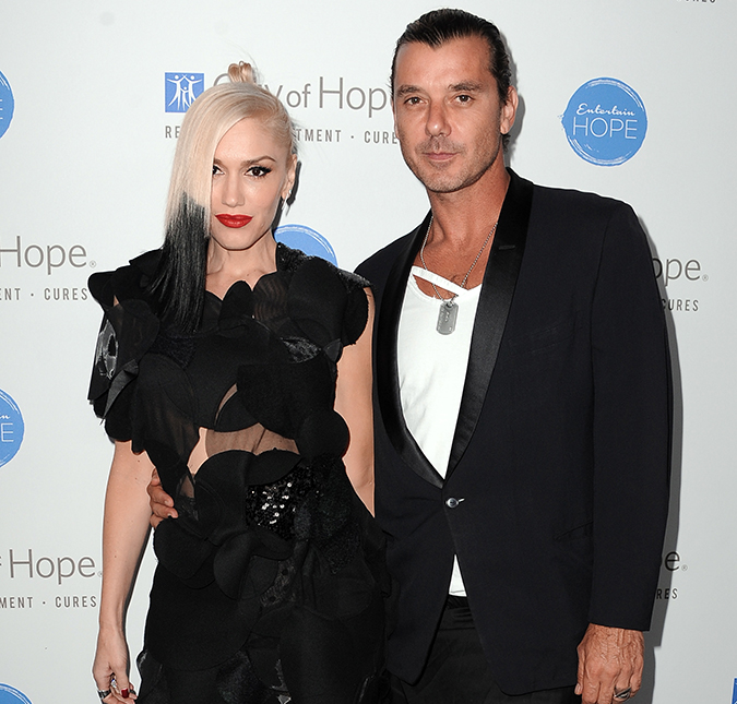 Gavin Rossdale suspeita que Gwen Stefani estava traindo ele com Blake Shelton, diz <i>site</i>