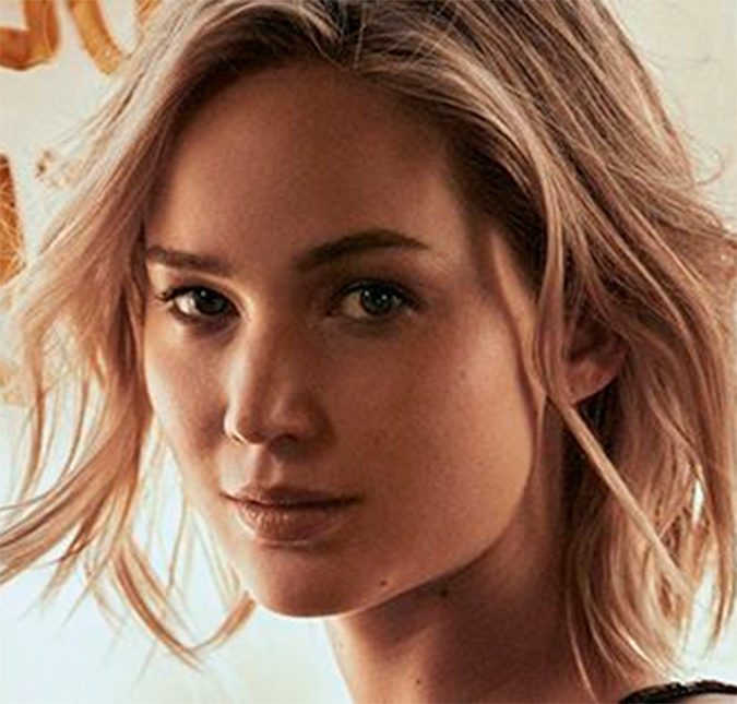 Jennifer Lawrence fala sobre como é ser vizinha de Ashton Kutcher e Mila Kunis: <i>- Eu vou para lá sem ser convidada</i>