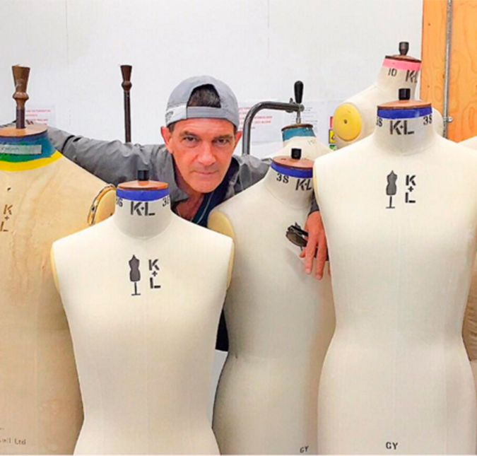 Na faculdade de moda, Antonio Banderas conta o que está achando mais difícil para se tornar estilista