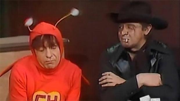 <i>Fujam-no! Ele está agarrando!</i>