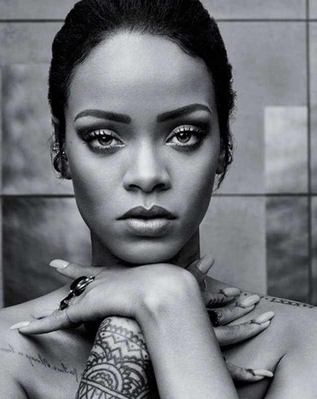 Rihanna publica <i>teaser</i> de seu novo álbum
