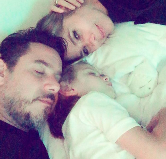 Adriane Galisteu posa ao lado do filho e do marido e se derrete: <I> Amor maior do mundo</i>