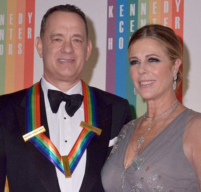Em entrevista, Tom Hanks anuncia que câncer de mama da esposa, Rita Wilson, está curado
